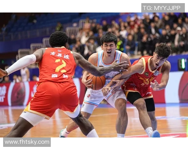 2016年CBA新疆队与广厦队激战回顾精彩瞬间与赛场亮点分析 2016年CBA新疆队与广厦队激战回顾精彩瞬间与赛场亮点分析